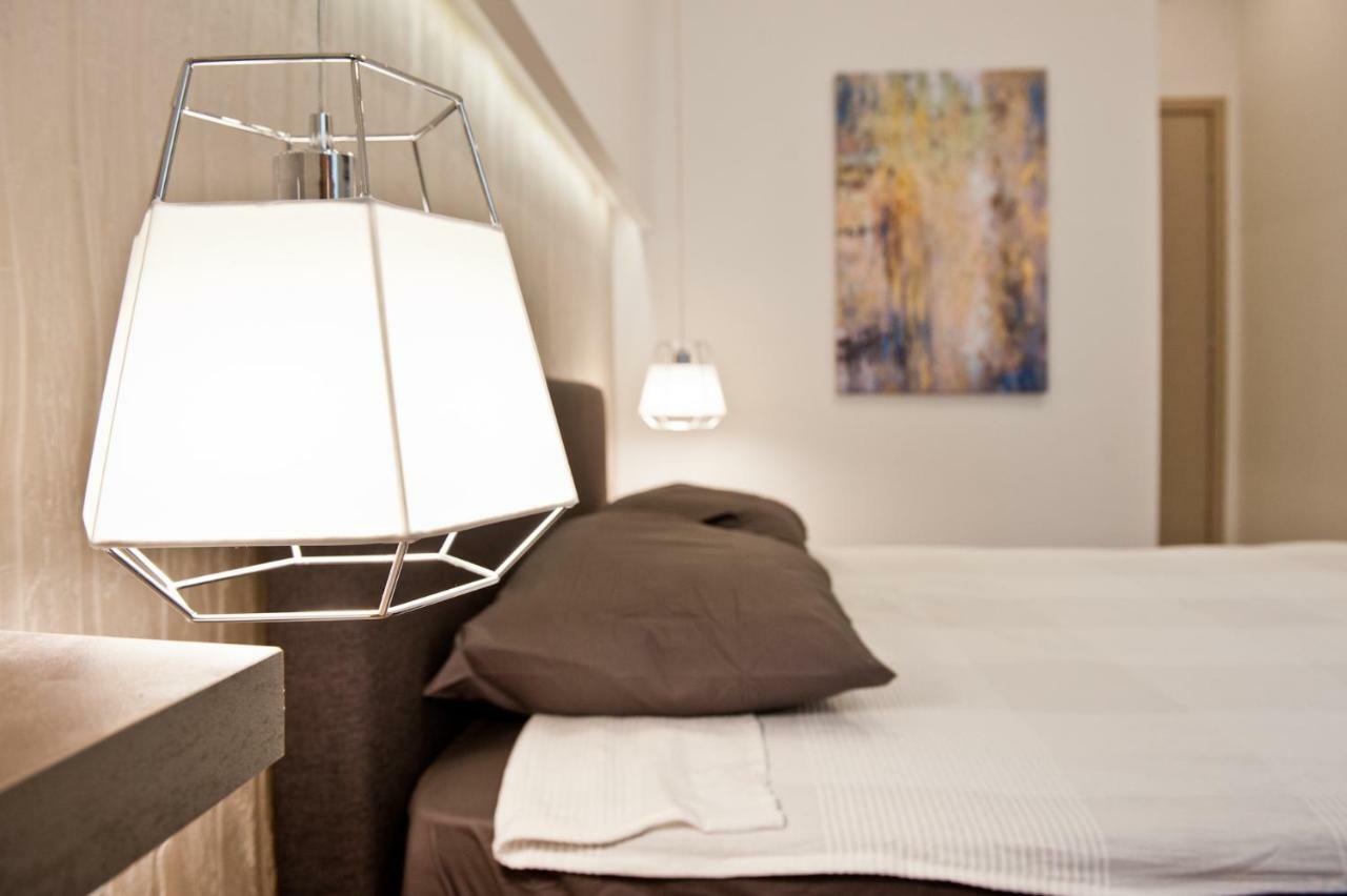 White Bell #colony Center Apartment